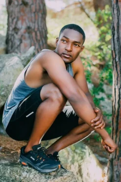 GUGGEN Mountain Freizeit Schnürer schwarz Wanderschuh von-Herren Wandern & Trekking